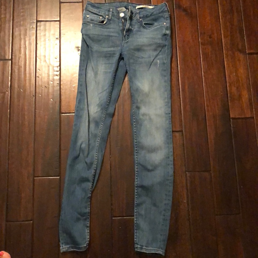 Zara distressed skinny jean